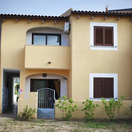 Aparthotel Rosanna 4*